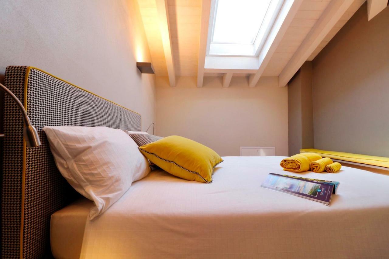 Castelli Delux Apartment Menaggio Bagian luar foto